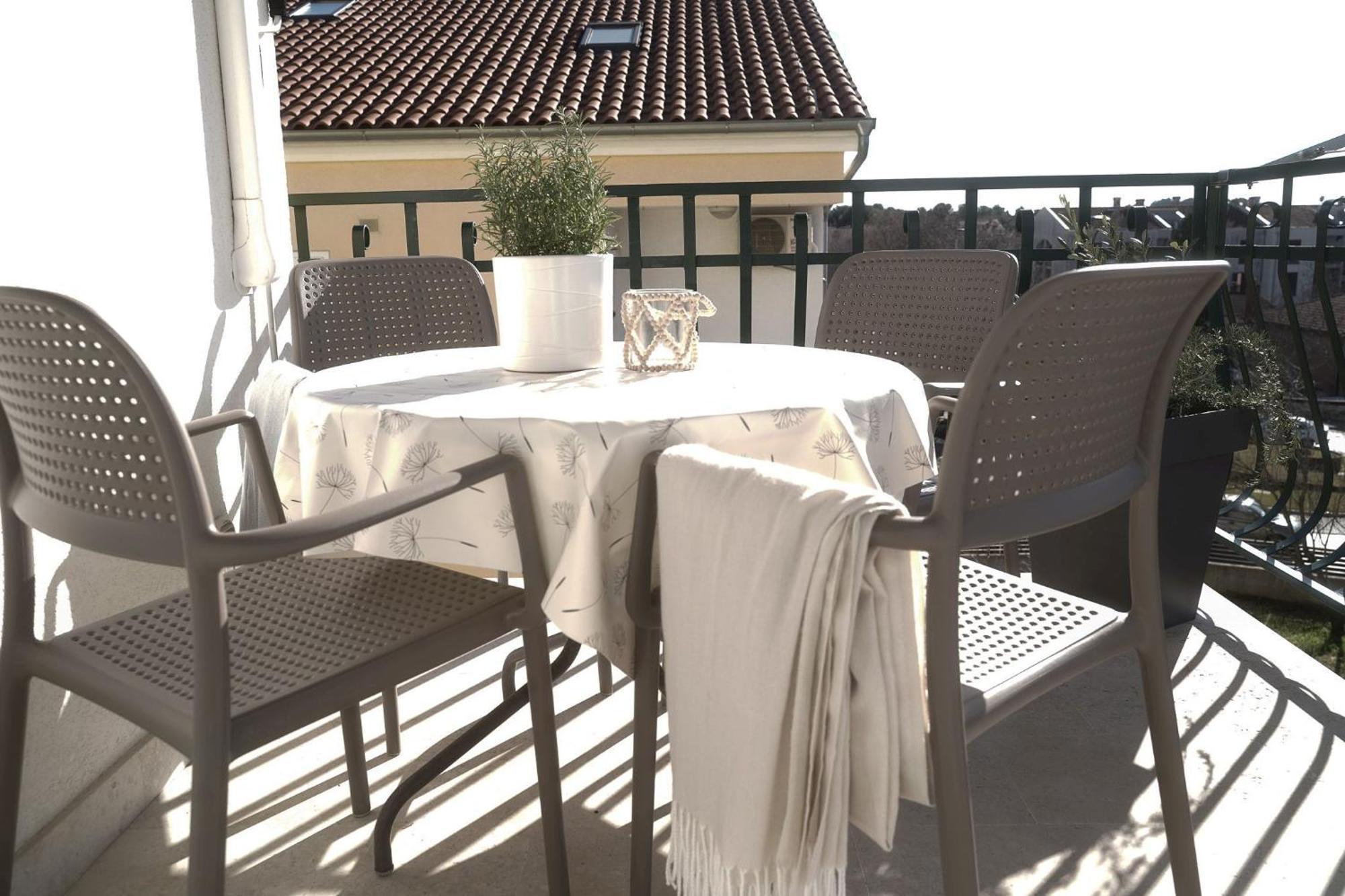 Dandelion Apartment Rovinj-Free Bikes Bagian luar foto